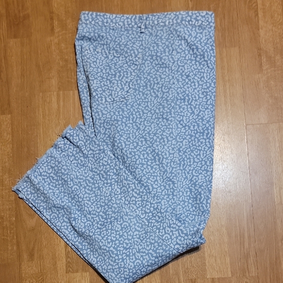 Fashion Nova Blue Flare Pants with Polka Dot Pattern - Picture 4 of 4